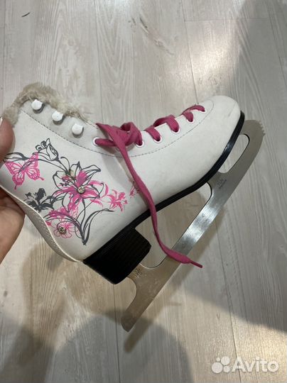 Коньки фигурные 37 размер