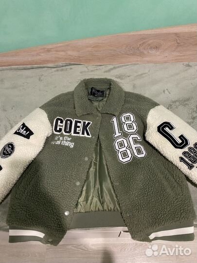 Бомбер женский оверсайз