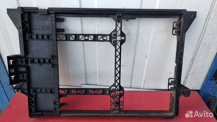 Рамка радиатора BMW E39