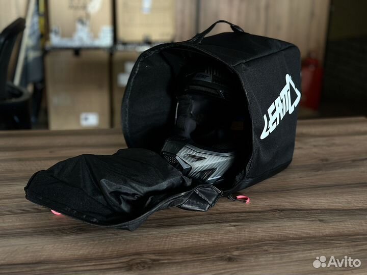 Мотошлем Leatt Moto 9.5 Carbon, Carbon M