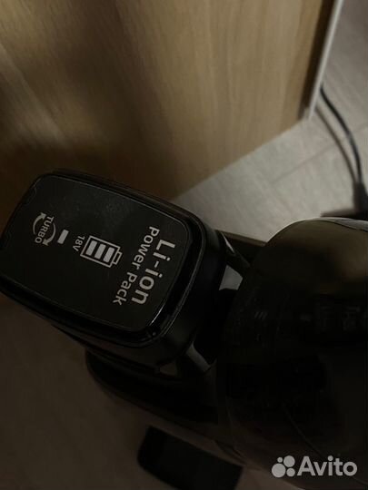 Пылесос Samsung вертикальный