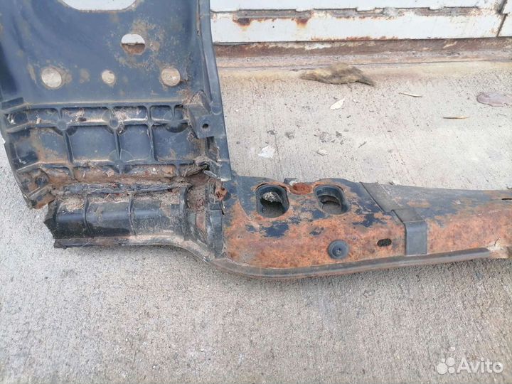 Передняя панель Hyundai Elantra sd