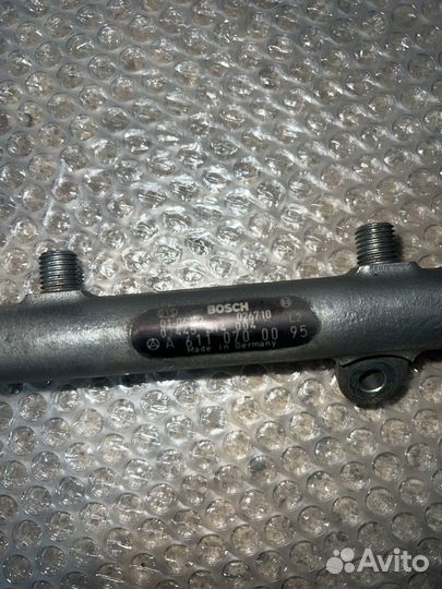 Топливная рампа A6110780149 Mercedes 2.2cdi om611