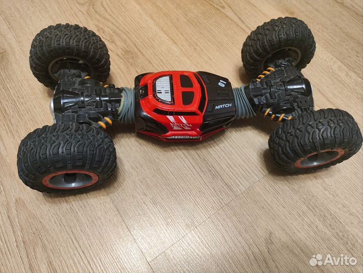 Машина дрифт перевëртыш