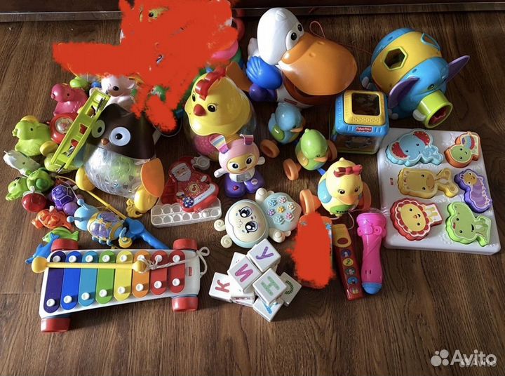 Развивающие игрушки fisher price пакетом