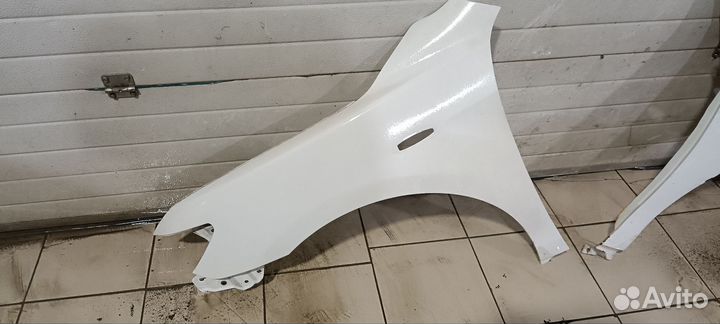 Крылья передние toyota camry 40