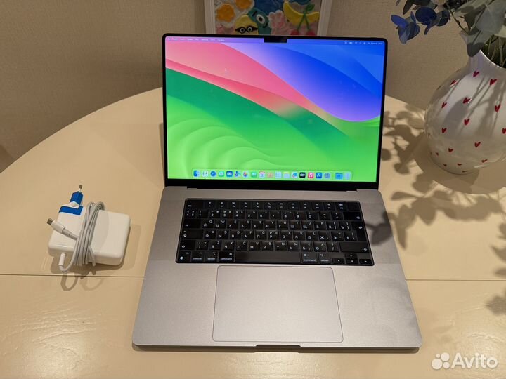 MacBook Pro 16 M1 Max 32Gb 1Tb