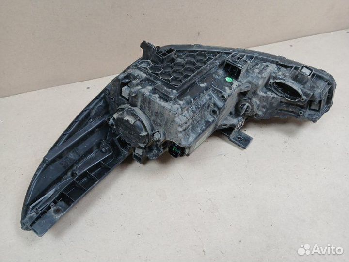 Фара передняя правая Hyundai Solaris HCR