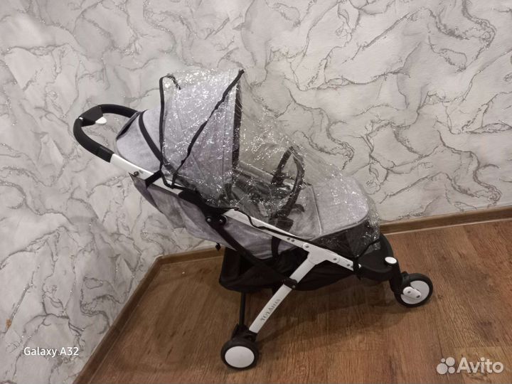 Прогулочная коляска yoya plus