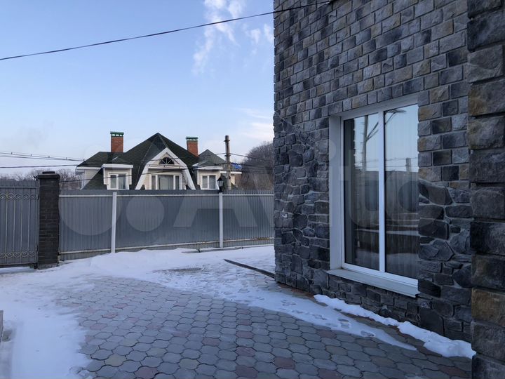 Дом 302,3 м² на участке 6 сот.