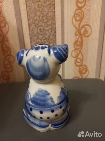 Гжель фигурка
