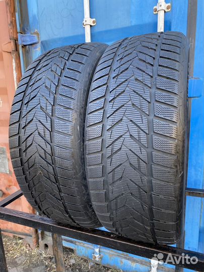Vredestein Wintrac Xtreme S 275/40 R22 108V