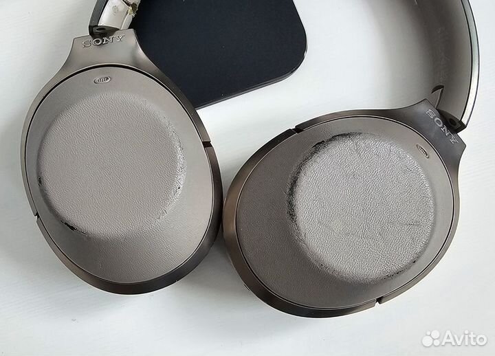 Наушники Sony mdr 1000x потертости и трещины