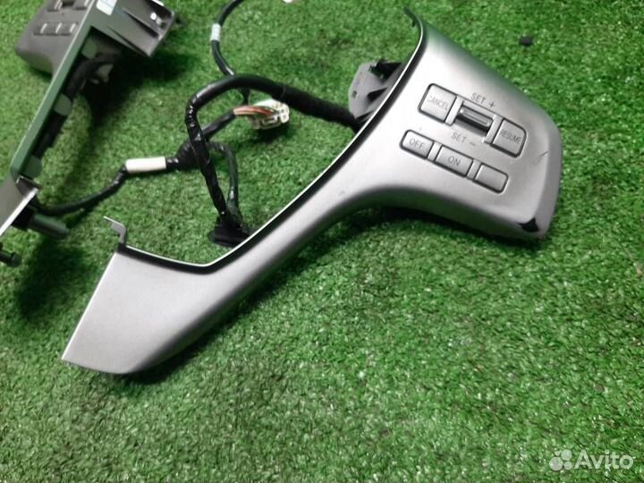 Кнопки мультимедиа на руль Mazda 6 (GH) 2009