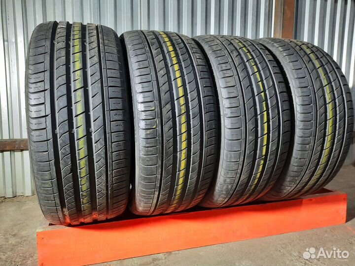 Roadstone N'Fera RU5 235/55 R20