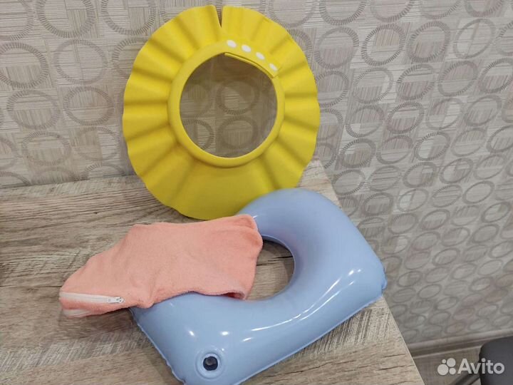 Круг и козырек для купания ребенка