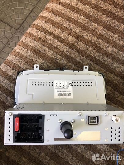 Штатная магнитола LADA vesta