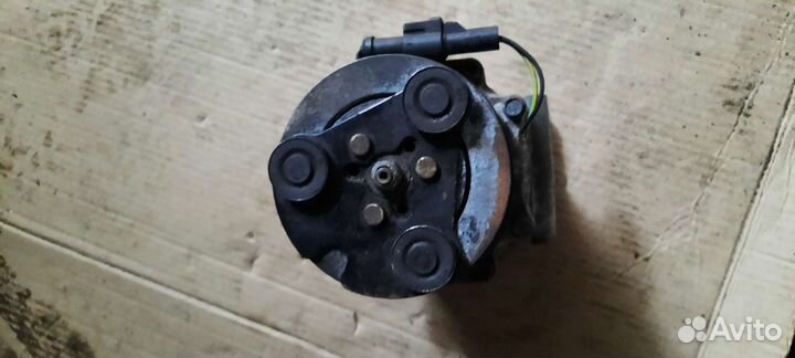 Компрессор кондиционера Ford Fusion (2002-2012)