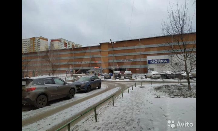 Машиноместо, 18 м²