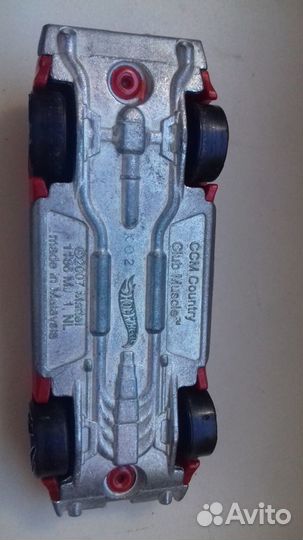 Машинка Hot wheels CCM Country