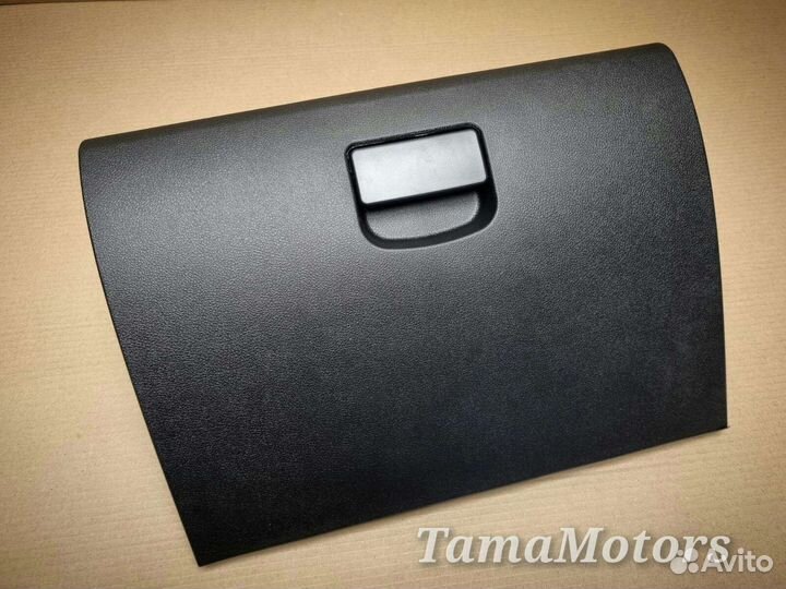 Бардачек Лада Гранта (вещевой ящик)