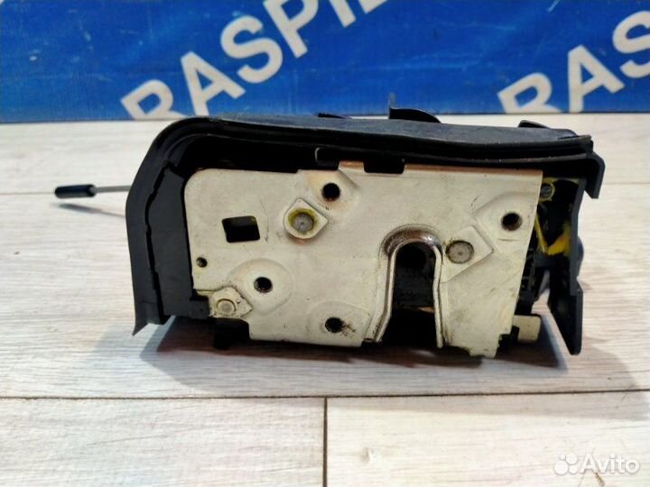 Замок двери задний правый Bmw X5 E53 M54B30