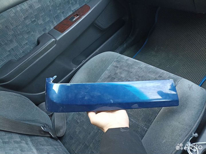 Ресничка на фару задняя левая