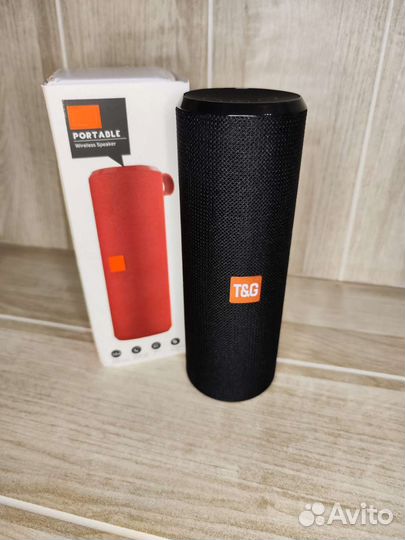 Беспроводная блютуз колонка