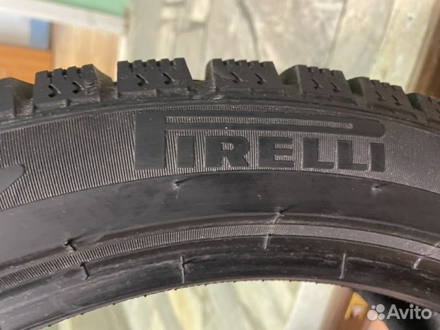 Pirelli Ice Zero 225/45 R19 96T