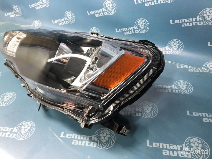 Фара левая на Mitsubishi Lancer 10