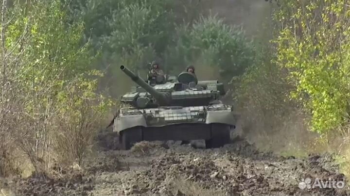 Готовая подставка и диорама Hobby Expert AM72274