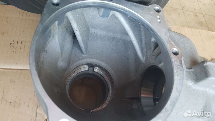 Редуктор передний Land Rover Freelander 2