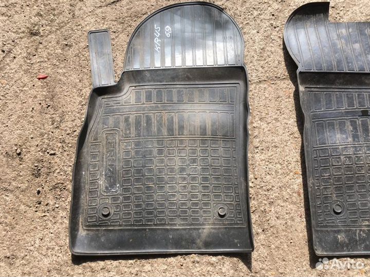 Коврики комплект Chevrolet Cruze седан Z18XER 2011