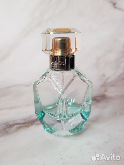 Пустые флаконы от парфюма