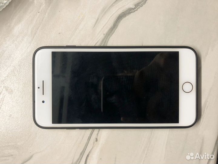 iPhone 8 Plus, 64 ГБ