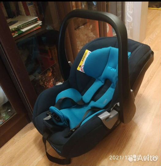 Автолюлька/автокресло Recaro