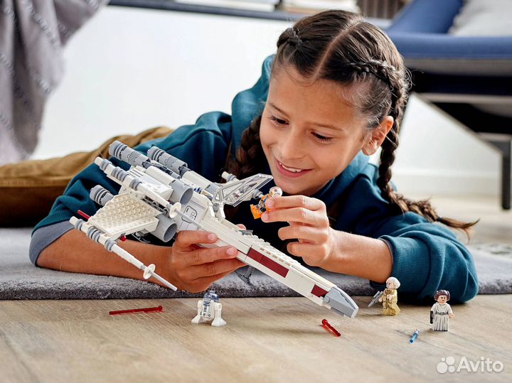 Lego Star Wars 75301 Истребитель типа Х Люка Скайу