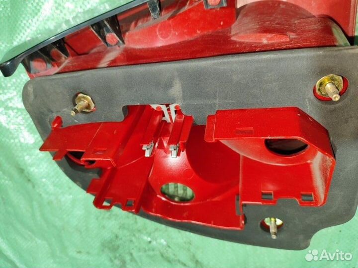 Фонарь задний правый Volkswagen Passat B5+ седан