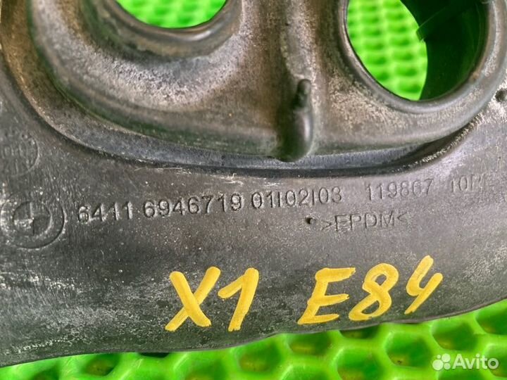 Уплотнитель кузова Bmw X1 E84 N20B20A 2012