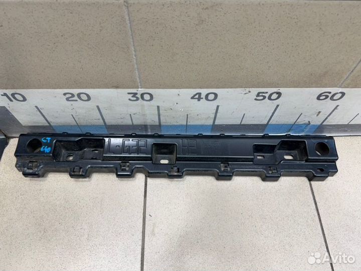 Кронштейн (сопут. товар) передний левый Bmw