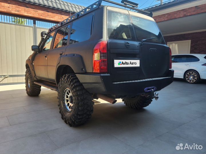 Nissan Patrol 4.8 МТ, 2005, 329 000 км