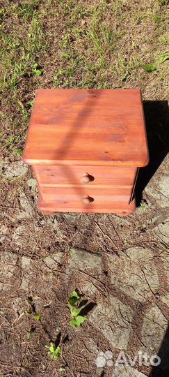 Тумба прикроватная из массива дерева