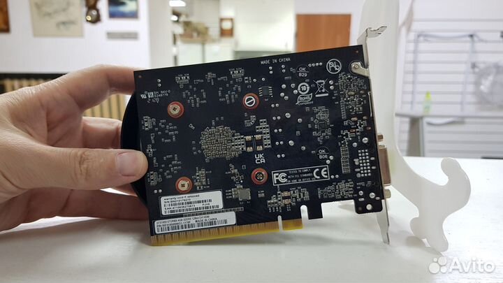 Видеокарта Palit на 4 Gb для компьютера