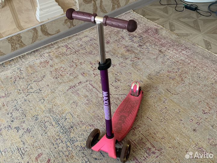 Самокат Maxiscoo
