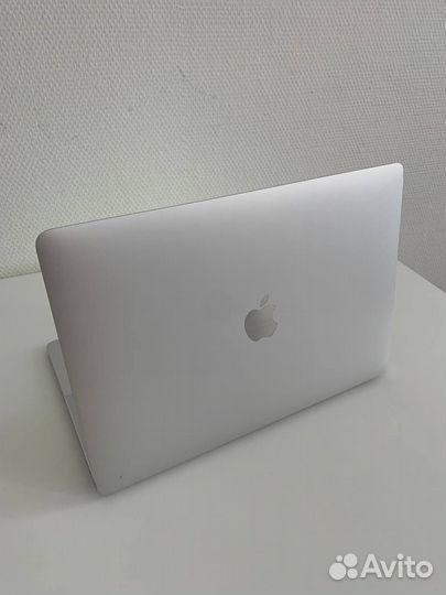 Apple MacBook Air 13 2020