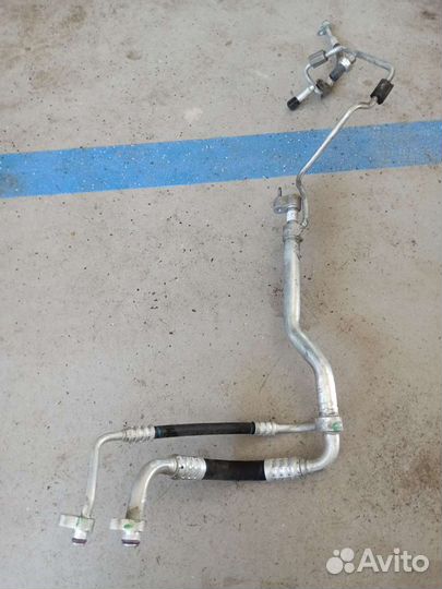 Трубка кондиционера Mercedes-Benz GL, ML, GLS, GLE