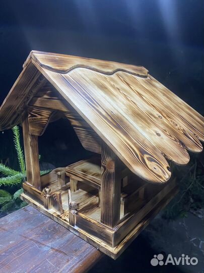 Кормушка для птиц