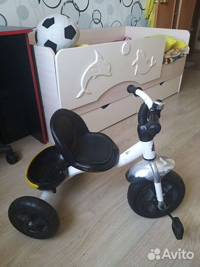 Детский трехколесный велосипед