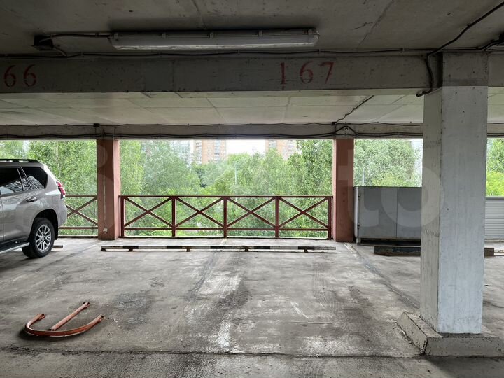 Машиноместо, 15 м²