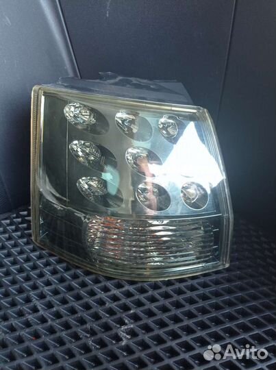 Фонарь задний левый mitsubishi outlander xl